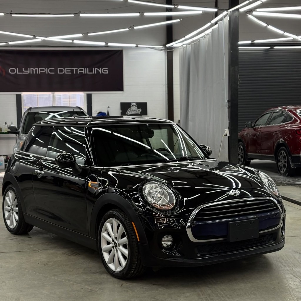 Mini Cooper в студии Olympic Detailing