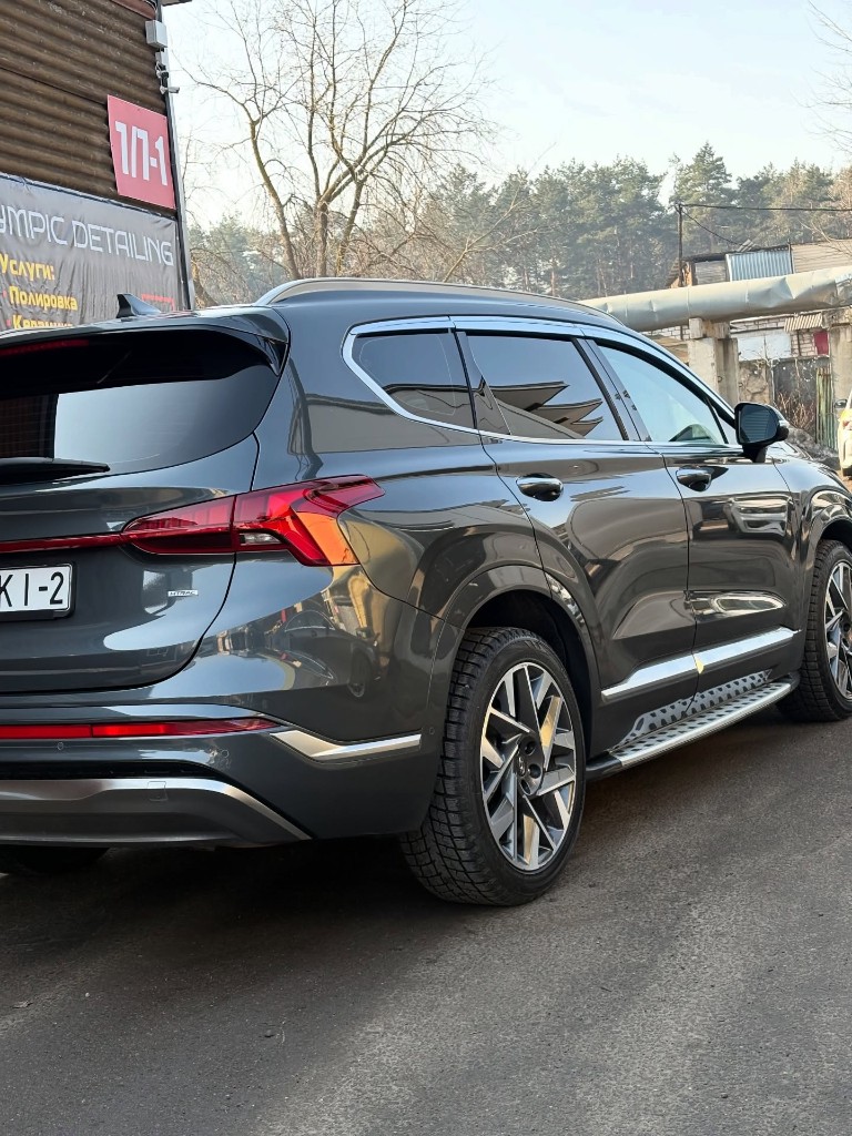 Hyundai Santa Fe у студии Olympic Detailing